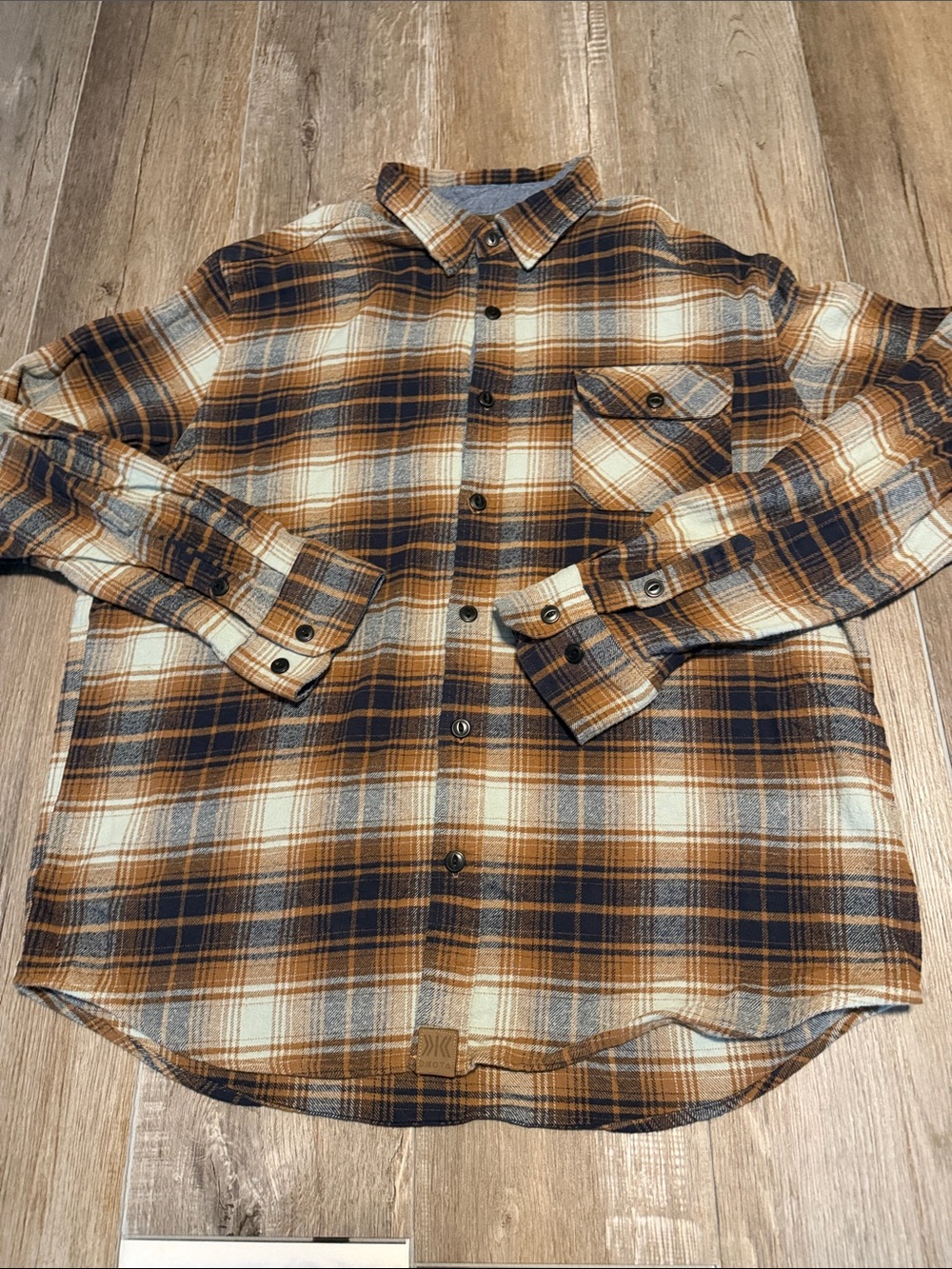 Dakota Grizzly 
Men's Plaid Flannel Shirt - Brown, Navy & Cream